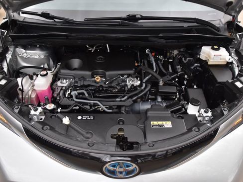 Used 2023 Toyota Sienna XSE w/ XSE Plus Package image 42