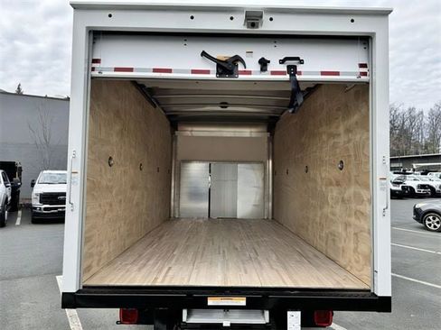 New 2025 Ford E-350 and Econoline 350 Super Duty w/ Driver's Safety Package image 27