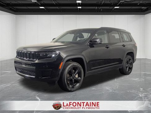 Used 2024 Jeep Grand Cherokee L Altitude AWD/4WD image 1
