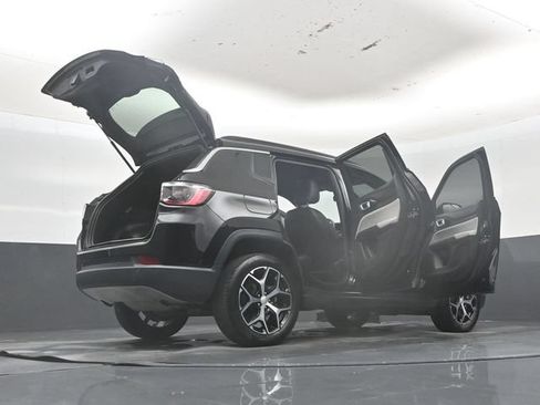 Used 2024 Jeep Compass Limited AWD/4WD image 59