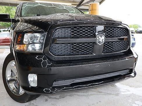 Used 2013 RAM 1500 Express image 40