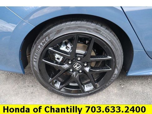 Used 2025 Honda Civic Sport image 28