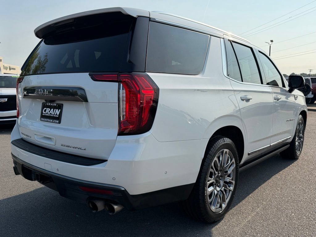 Used 2023 GMC Yukon Denali Ultimate AWD/4WD image 7