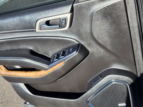 Used 2015 GMC Yukon Denali w/ Touring Package image 11