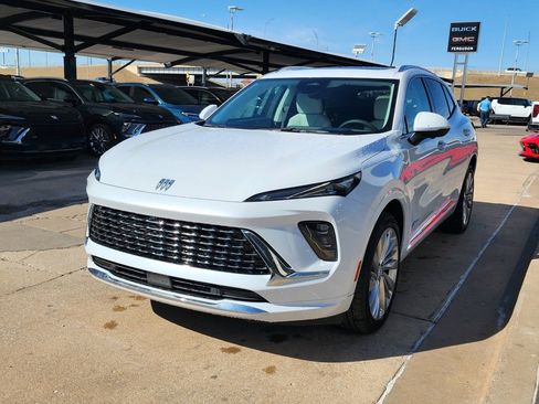 New 2026 Buick Envision Avenir image 8