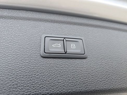 Used 2019 Audi Q5 2.0T Premium Plus w/ Premium Plus Package image 23