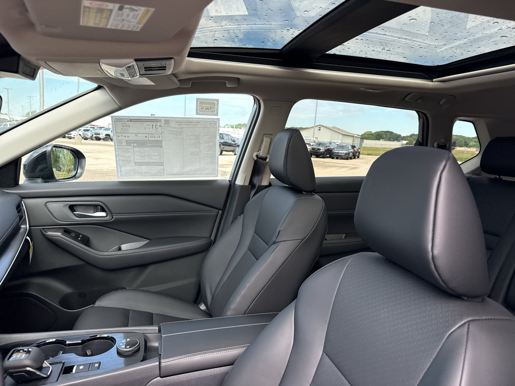 New 2026 Nissan Rogue Dark Armor AWD/4WD image 26