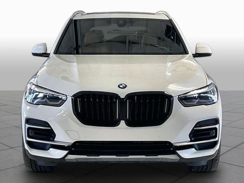 Used 2023 BMW X5 xDrive40i w/ Premium Package AWD/4WD image 3