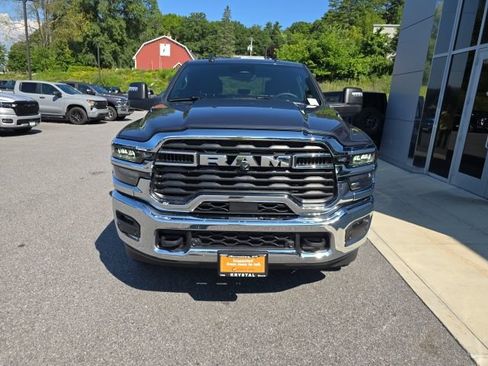 Used 2026 RAM 2500 Big Horn AWD/4WD image 2