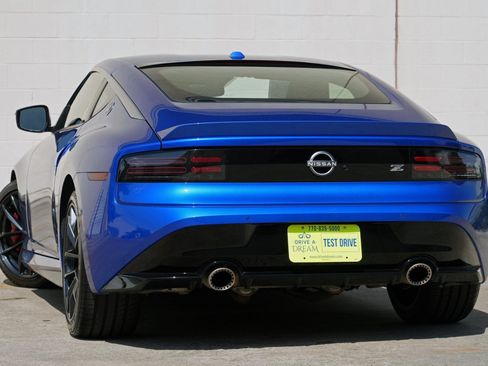 Used 2026 Nissan Z Performance w/ Floor Mat Package RWD image 6