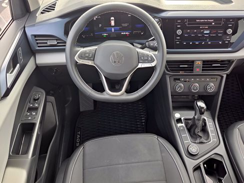 Used 2022 Volkswagen Taos SE w/ IQ.Drive SE Package AWD/4WD image 13