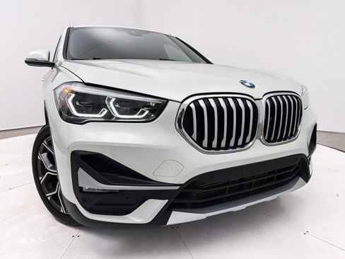 Used 2020 BMW X1 xDrive28i w/ Premium Package image 2