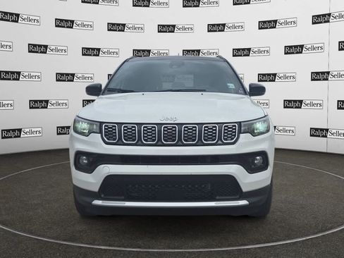 Used 2026 Jeep Compass Limited AWD/4WD image 8