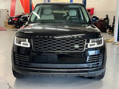 Used 2018 Land Rover Range Rover Long Wheelbase Autobiography image 3