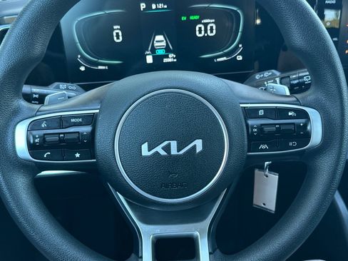 Used 2024 Kia Sportage LX AWD/4WD image 22
