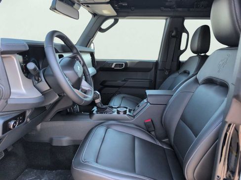 New 2026 Ford Bronco Outer Banks AWD/4WD image 9
