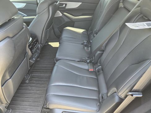 Certified 2026 Acura MDX FWD w/ Technology Package image 24