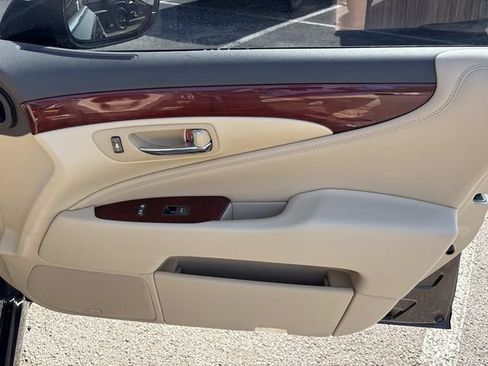 Used 2008 Lexus LS 460 RWD image 20