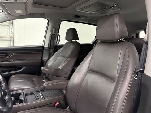 Used 2018 Honda Odyssey EX-L image 22