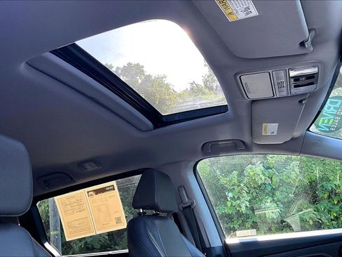 Used 2019 Honda Odyssey EX-L image 17