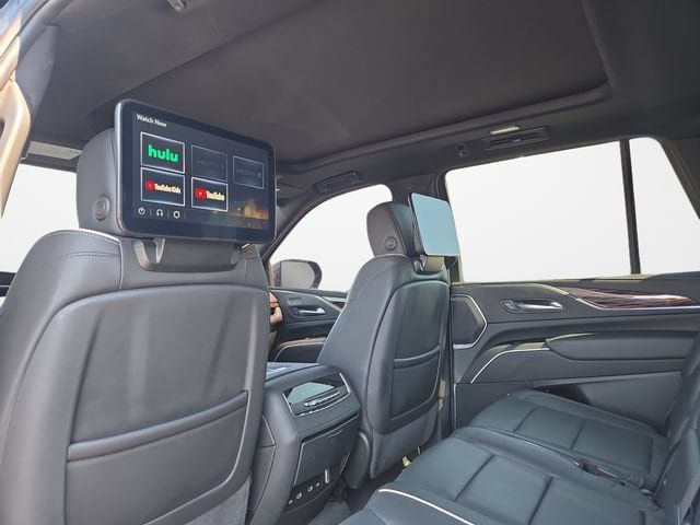Certified 2024 Cadillac Escalade Premium Luxury AWD/4WD image 14