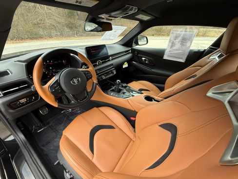 Used 2024 Toyota Supra Premium image 28