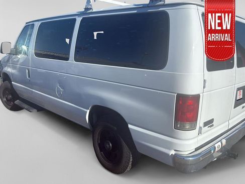 Used 2014 Ford E-150 and Econoline 150 XLT image 1