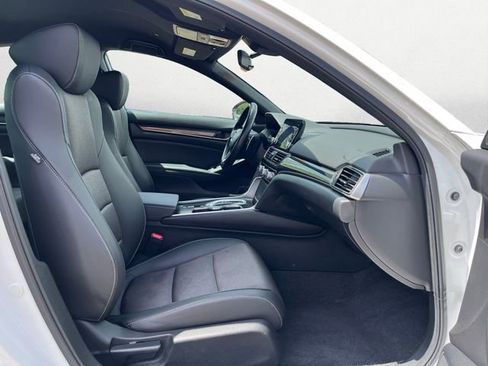 Used 2022 Honda Accord Sport image 15