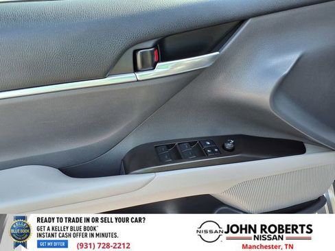 Used 2022 Toyota Camry SE w/ Convenience Package image 27