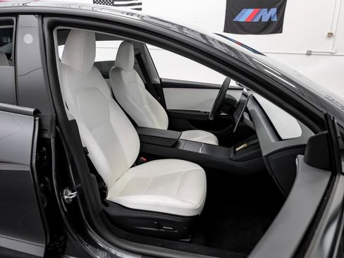 Used 2025 Tesla Model 3 Long Range image 28