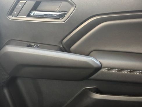 Used 2025 GMC Canyon Elevation w/ Convenience Package RWD image 31