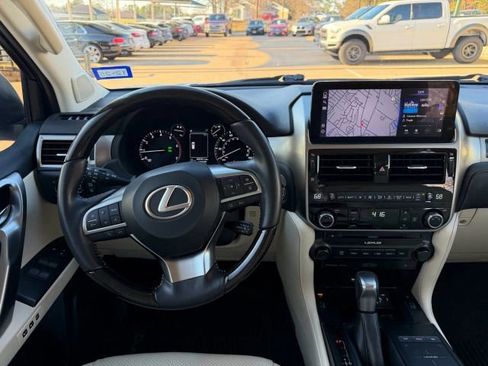 Used 2023 Lexus GX 460 Luxury image 19