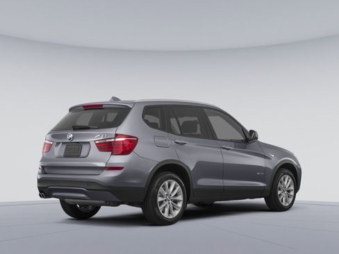 Used 2017 BMW X3 xDrive28i image 3