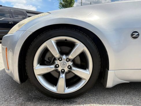 Used 2006 Nissan 350Z Touring RWD image 33