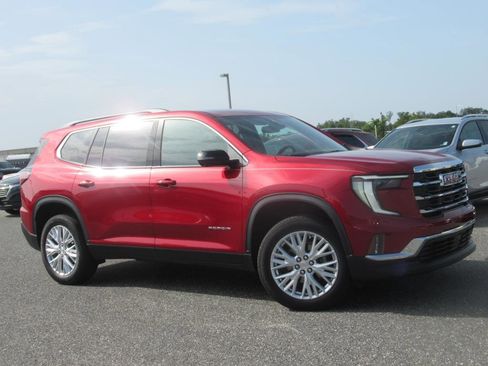 Used 2024 GMC Acadia Elevation w/ Luxury Package image 2