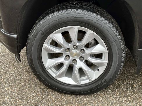 Used 2021 Chevrolet Silverado 1500 Custom w/ LPO, Dark Essentials Package image 8