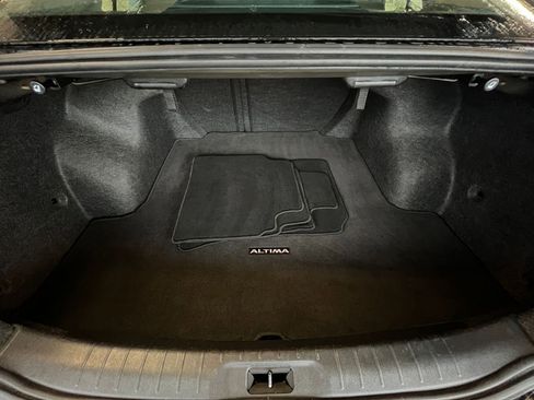 Used 2025 Nissan Altima 2.5 SV image 33