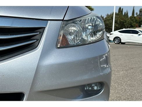 Used 2011 Honda Accord EX image 16