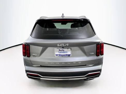 Used 2022 Kia Sorento SX Prestige w/ Panoramic Sunroof Package image 6