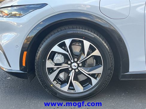 Certified 2023 Ford Mustang Mach-E Premium image 33