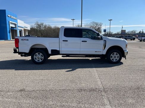 Used 2025 Ford F350 XLT image 6
