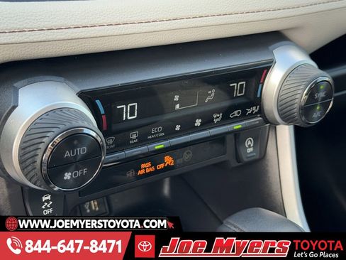 Used 2025 Toyota RAV4 XLE w/ Convenience Package image 20