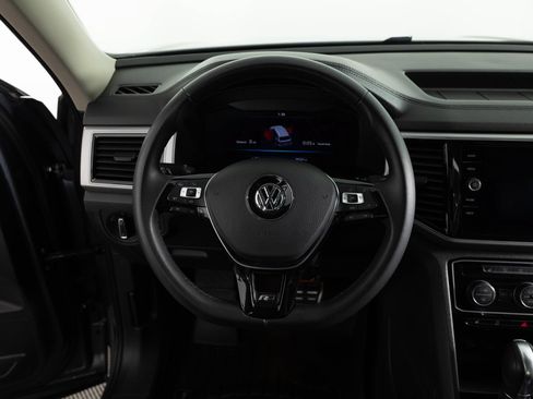 Used 2019 Volkswagen Atlas SEL R-Line AWD/4WD image 34