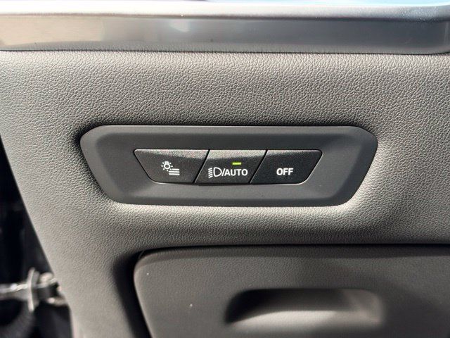 Used 2026 BMW X5 xDrive50e AWD/4WD image 14