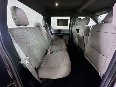 Used 2018 Ford F150 XLT image 10