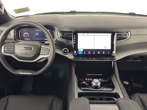 New 2026 Jeep Grand Wagoneer L 4WD image 9