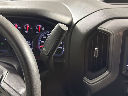 Used 2022 Chevrolet Silverado 1500 Custom image 22