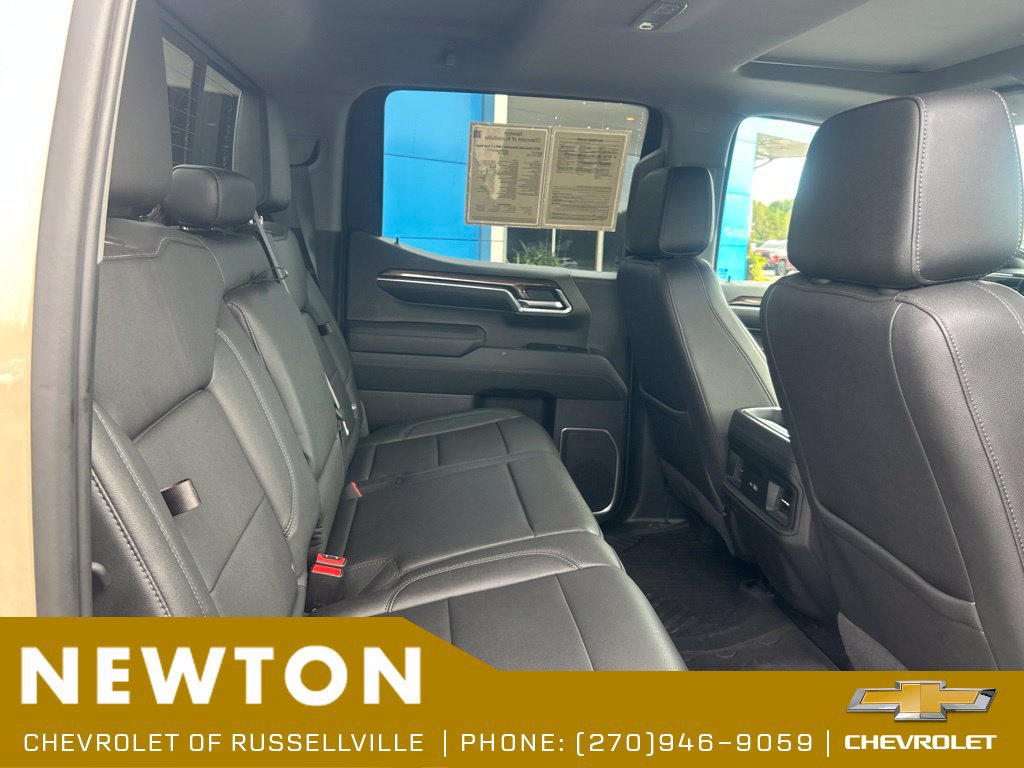Used 2022 Chevrolet Silverado 1500 LT Trail Boss w/ LT Trail Boss Premium Package AWD/4WD image 26