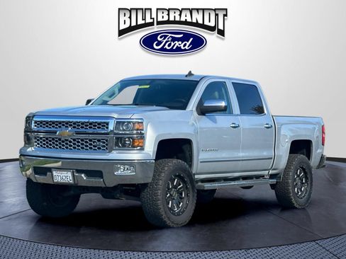 Used 2015 Chevrolet Silverado 1500 LTZ RWD image 7