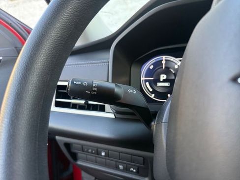 Used 2023 Mitsubishi Outlander ES image 12